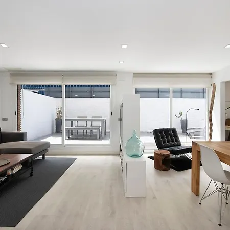 Namaste By Seaside Homes Apartment Castelldefels